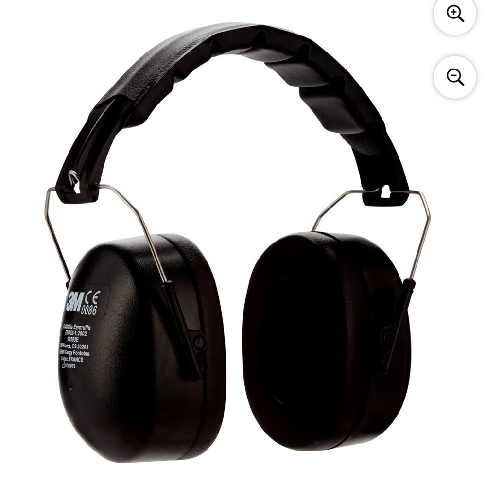 NWT - 3M Folding Earmuff Ear Protection - Black